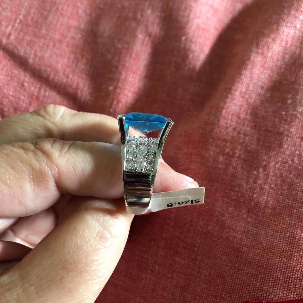 Park Lane Blue stone ring